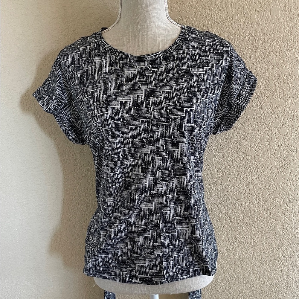 Tommy Bahama Short Sleeve Top Size SP